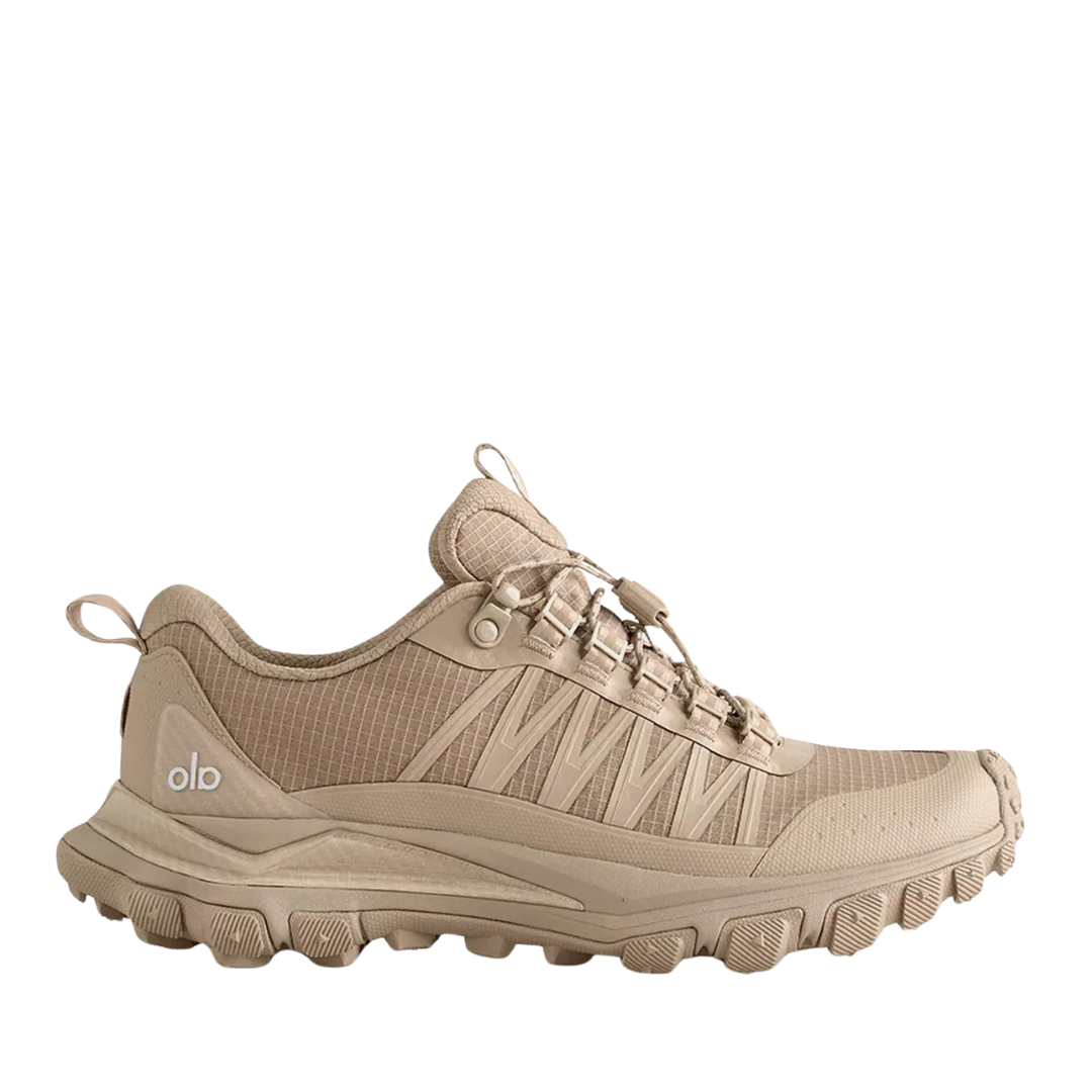A L O Trainer Gravel