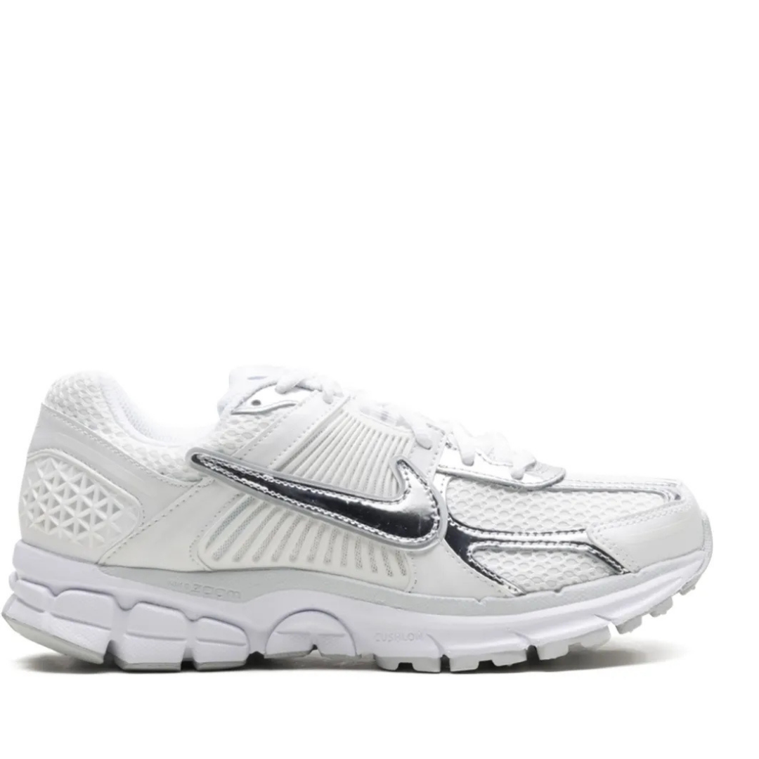 Vomero 5 Chrome Toe