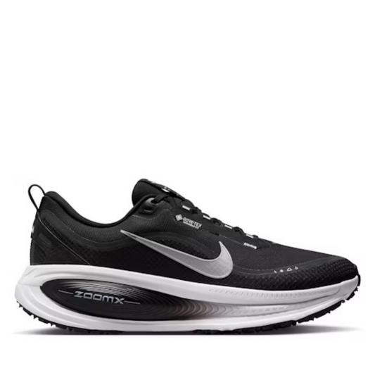 Vomero 18 GTX Black and White