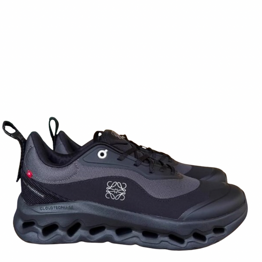 OnCloud Running x Loewe Black