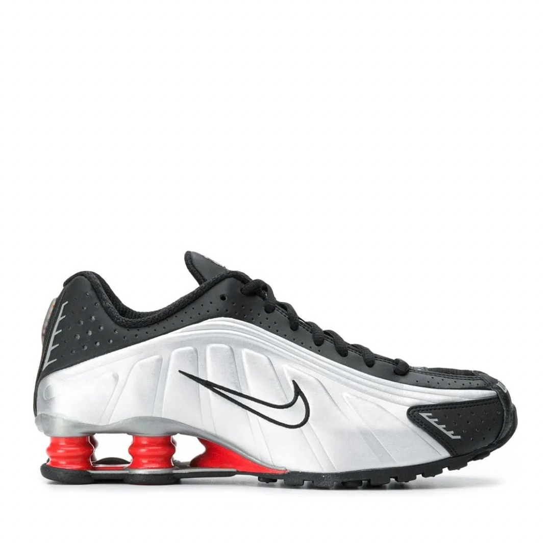 Shox R4 Black Crimson