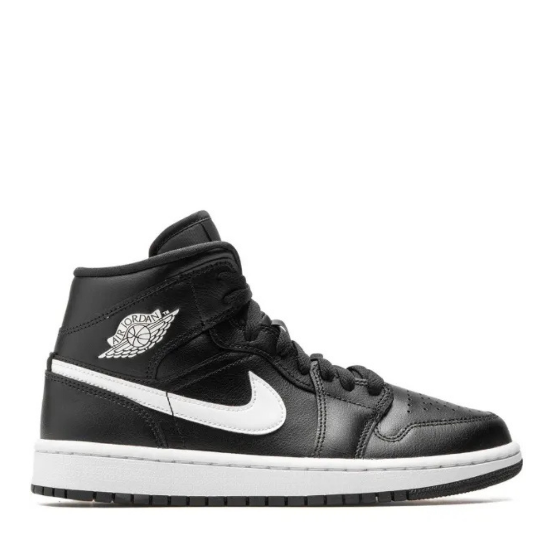 Retro 1 Black White
