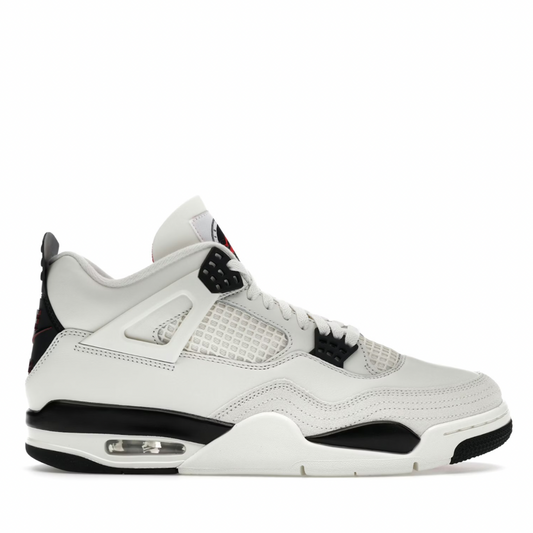 Retro 4 Flight Club