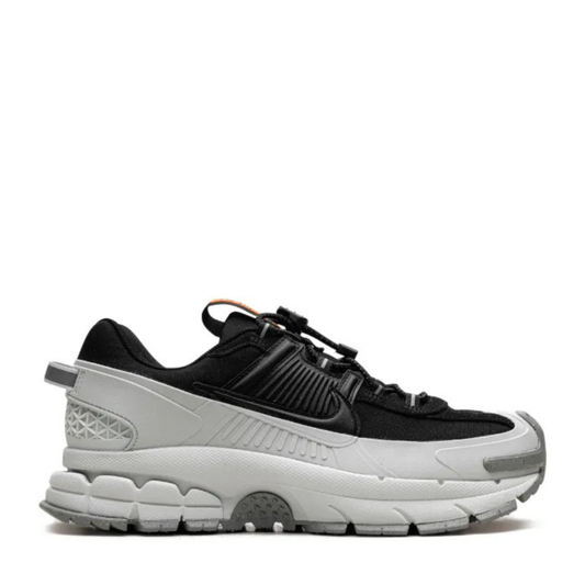 Vomero Roam Light Silver