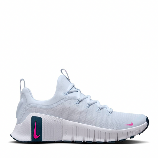 Metcon Free 6 Blue and Pink