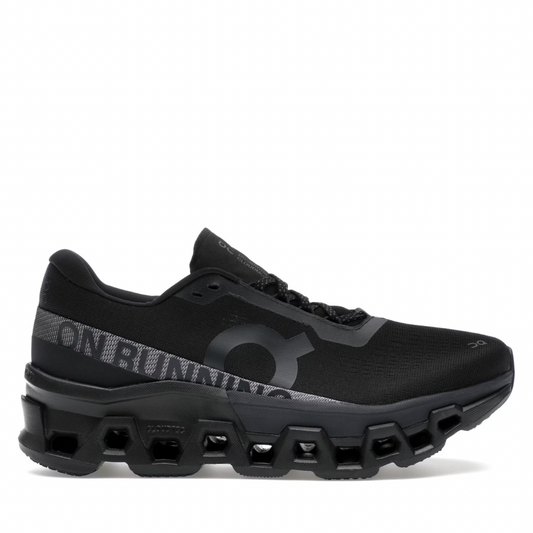 OnCloud Running Triple Black