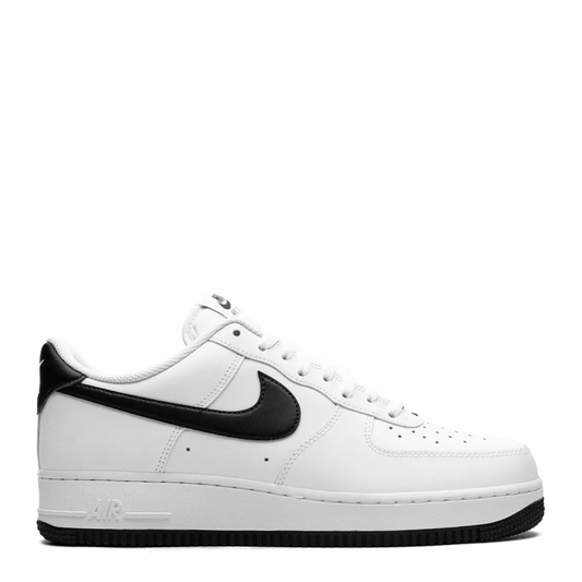 AF1 White Suela Black